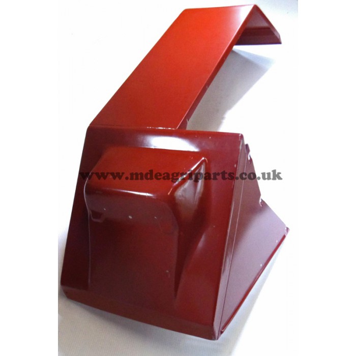 Case 55/ 56 series Mudguards- Pair - Image 5